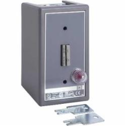 Square D 2510KG5B MANUAL SWITCH 600VAC K+OPTIONS,0.5 and 0.75 Inch Knockouts (top and bottom) Screw Clamp,1-Phase,2HP@115VAC - 3HP@230VAC - 7.5HP@460VAC - 10HP@575VAC,2P,30A,600VAC/230VDC,K,NEMA 1,Non-Reversing Manual Switch,Provides manual ON/OFF control