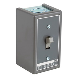 Square D 2510KG6 MANUAL SWITCH 600VAC K+OPTIONS,0.5 and 0.75 Inch Knockouts (top and bottom) Screw Clamp,2HP@115VAC - 7.5HP@230VAC - 15HP@460VAC - 20HP@575VAC,3-Phase,30A,3P,600VAC/230VDC,K,NEMA 1,Non-Reversing Manual Switch,Provides manual ON/OFF control