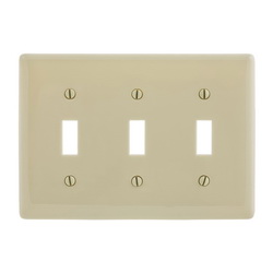 HUBW NP3I WALLPLATE, 3-G, 3) TOGG